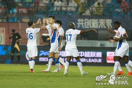 a国产成人免费视频